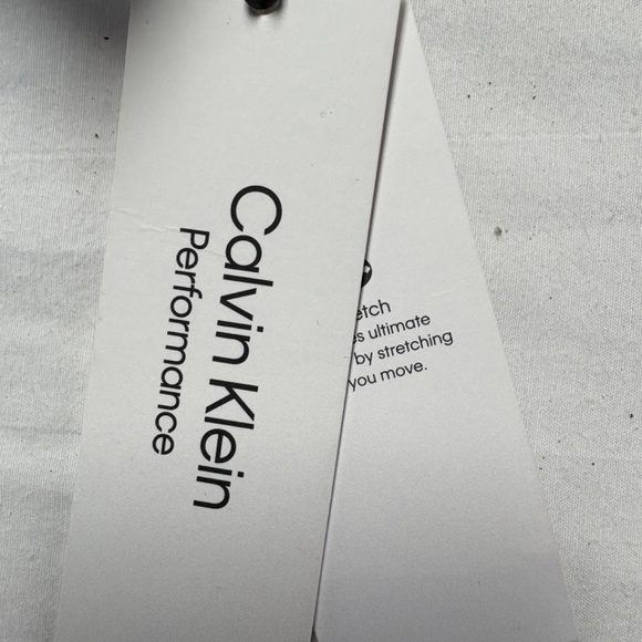 Calvin Klein Performance Pullover - 98% Polyester, 2% Spandex - Picture 5 of 6